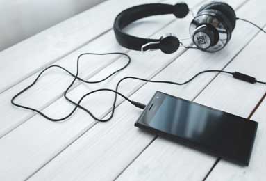 意甲媒体热议：伊布应向美国国家队主教练波切蒂诺施压，米兰阵容单薄，球员伤病影响成绩